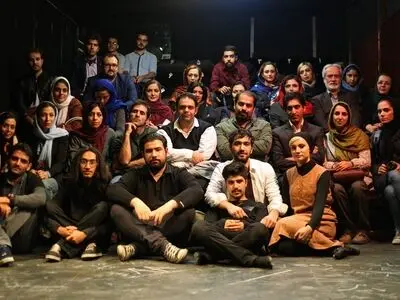 سینماگران و اهالی رسانه  به تماشای «به خاطر پدرم» رفتند