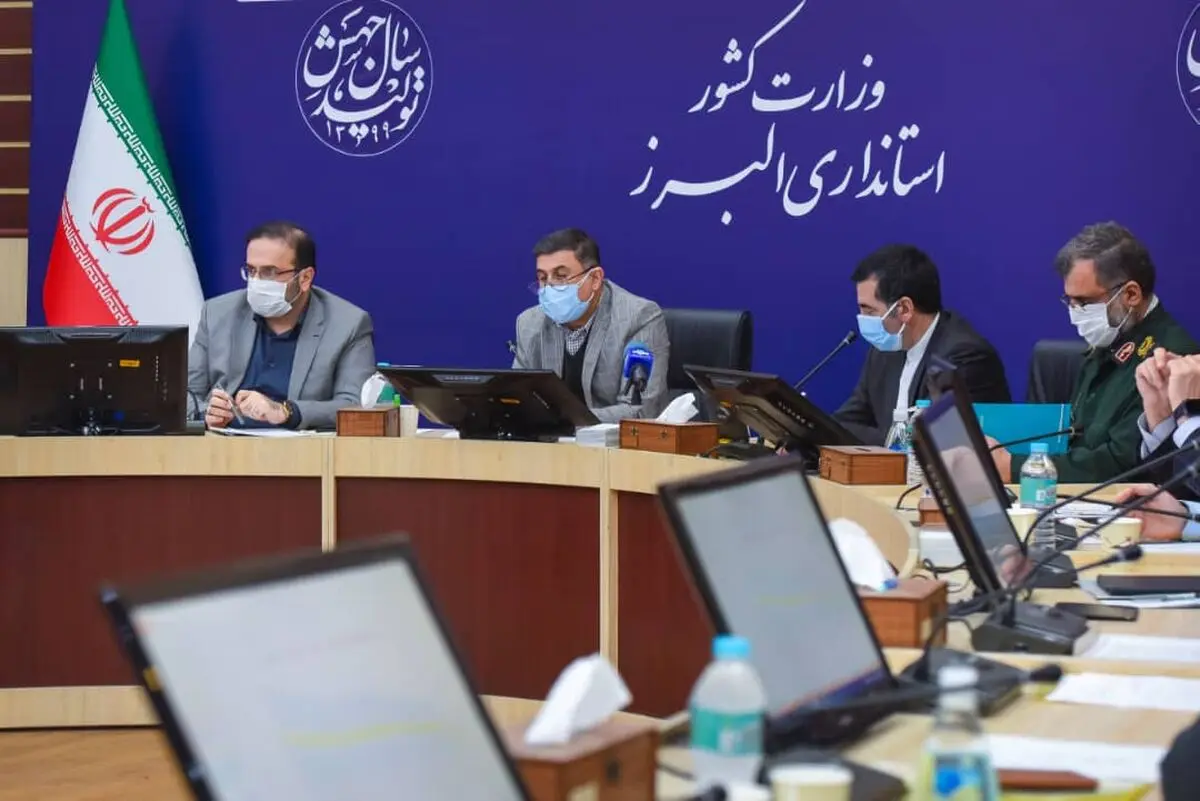 درخواست مجدد دورکاری و تعطیلی پنجشنبه‌ها به ستاد ملی کرونا / بدون برنامه و همراهی مردم، شیوع بیماری در البرز بیداد می‌کند