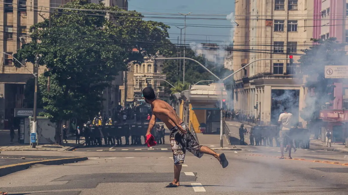 افزایش دامنه اعتراض‌های مردمی علیه دولت بولسونارو در برزیل

