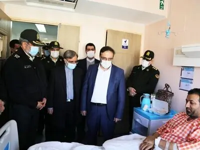 عیادت رئیس کل دادگستری استان البرز از مأمور فداکار نیروی انتظامی
