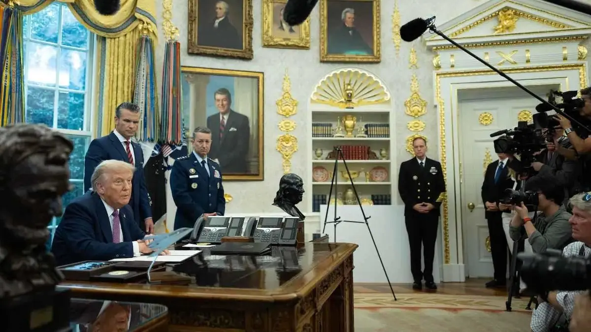 ترامپ گزینه‌های حمله به ونزوئلا را روی میز گذاشت/ کاراکاس ۲۰۰ هزار نیرو را بسیج کرد