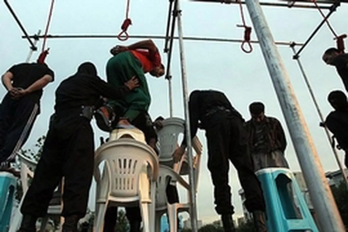 حکم اعدام ۷ نفر در کرمانشاه اجرا شد