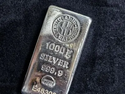 ذخایر نقره به ٢٩ تن رسید 