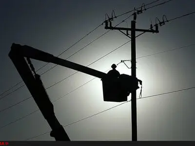 برق کارخانه قند اهواز قطع شد/ اختلال در زندگی کارگران ساکن کوی سازمانی 