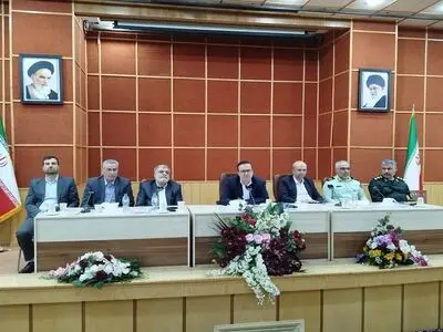 مشکلات کامیون‌داران قزوین در نشست استانداری بررسی شد