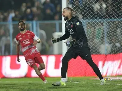 گندوز عامل پنالتی برای پرسپولیس در فولاد آرنا 