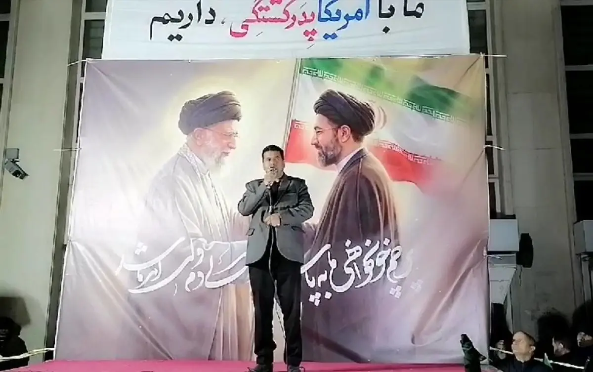 ملت ایران، طومار کسانی را که به دنبال سازش با آمریکا هستند، در هم می‌پیچند