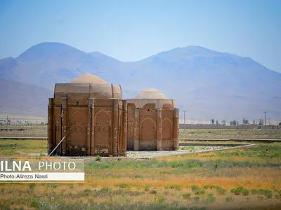برج‌های دوقلوی خرقان شهرستان آوج 