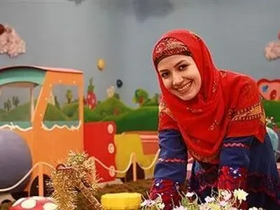 عکس خاله شادونه در دوران دبیرستان