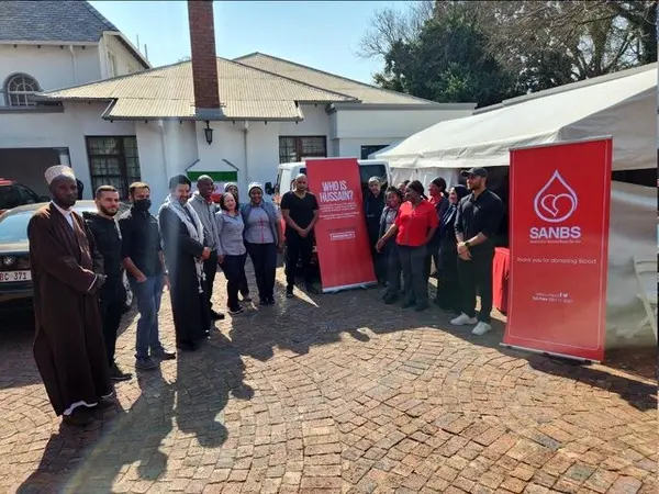 اهدای خون به بیماران از سوی شیعیان آفریقای جنوبی در روز عاشورا