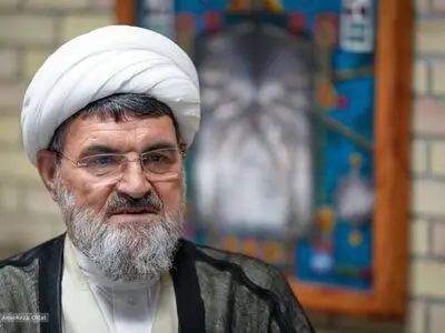  سخت‌گیری‌هایی که درباره حجاب می‌کنند را، کجا امام گفته است؟