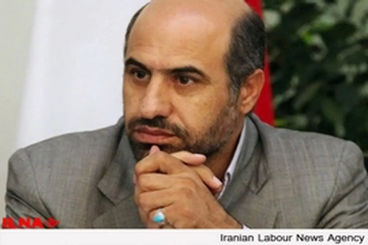وام خبرنگاران متوقف شده است / شورای شهر همکاری کند