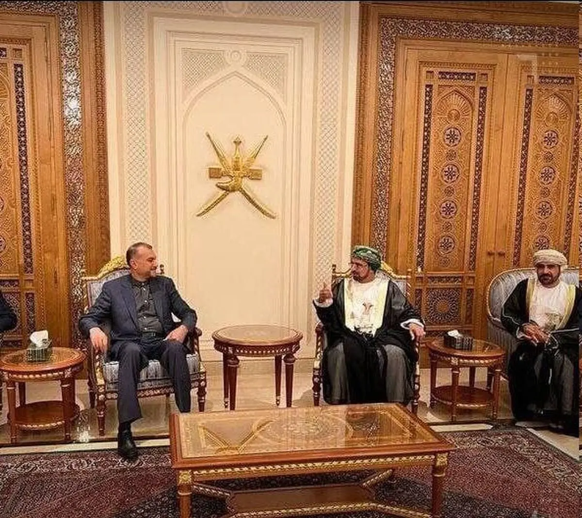  امیرعبداللهیان با پادشاه عمان دیدار کرد