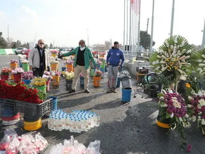 ساماندهی گلفروشان حاشیه بزرگراه شهید هاشمی 