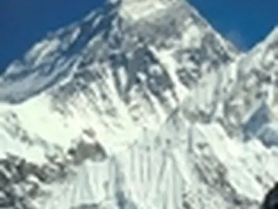 ۲ ایرانی حاضر در اورست در سلامت هستند