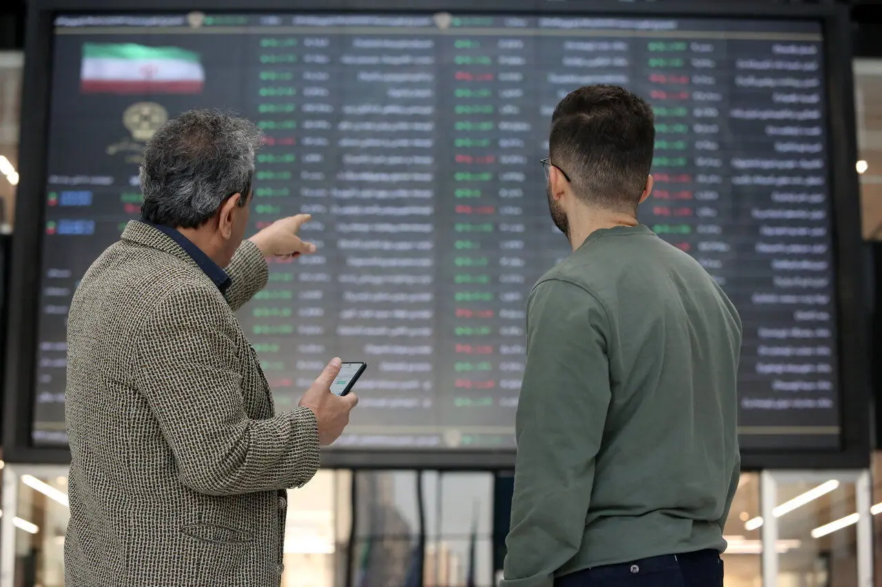 معاون بنیاد مستضعفان: