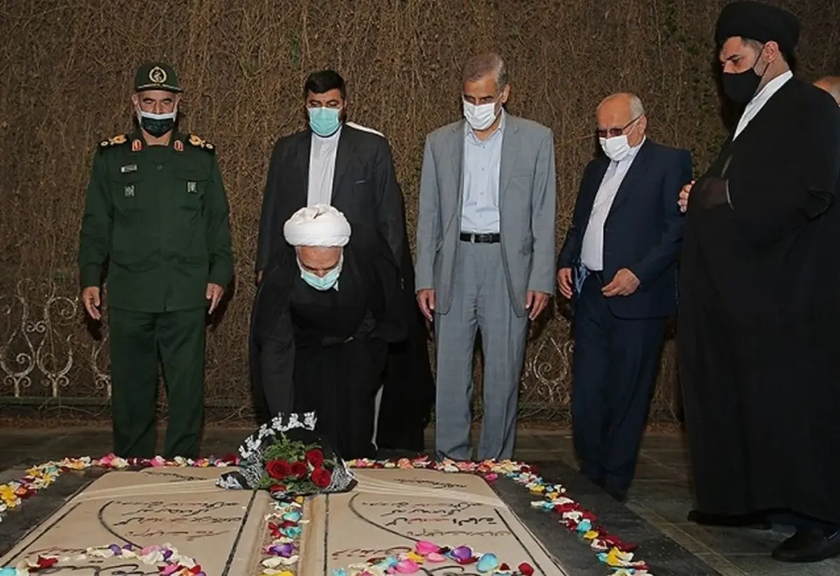 بازدید رئیس قوه قضاییه از یادمان شهدای دفاع مقدس در اهواز