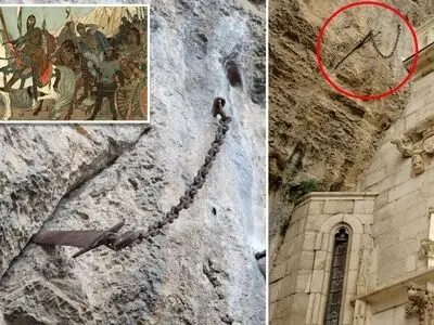 شمشیر ۱۳۰۰ساله ناپدید شد 