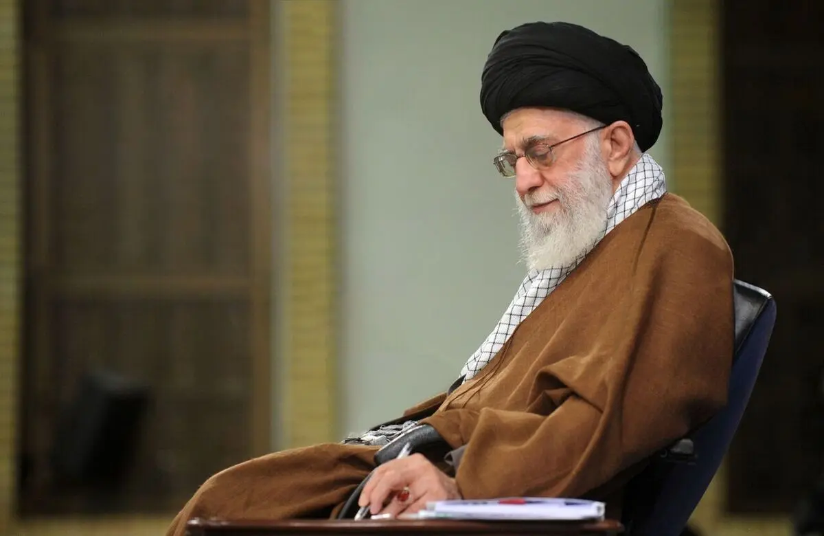 تسلیت رهبر انقلاب در پی درگذشت پدر برادران جلیلی