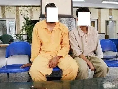 سارقان لوازم خودرو به دام افتادند