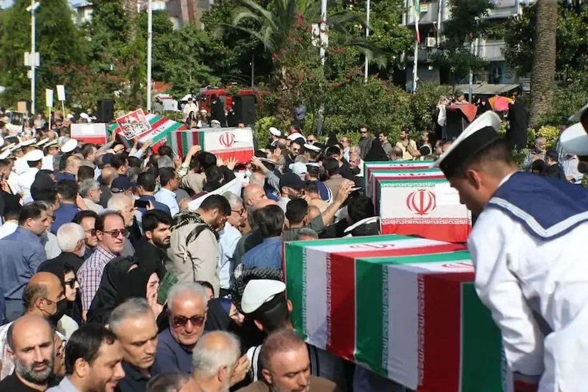 پیکر مطهر ۱۱ شهید آستانه اشرفیه در رشت تشییع شد