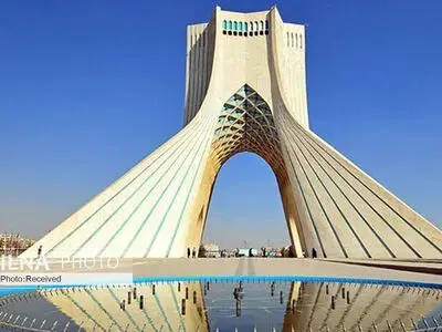 تورهای نوروزی تهرانگردی از ۷۰ تا ۱۴۰ هزار تومان/ نیازمند آیین‌نامه‌های خاص برای حمل و نقل گردشگری هستیم/ تخفیف تا ۵۰ درصدی واحدهای اقامتی تهران در نوروز۹۹/ به تبلیغات آژانس‌ها درخصوص تضمین دریافت ویزا توجه نکنید