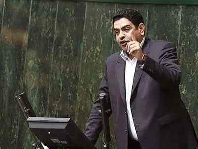 بیگدلی: وقتی می‌شنویم وزیری ۷۰۰ میلیارد تومان دارایی دارد، چگونه رای بدهیم / لاریجانی: وزرا فهرست اموال‌شان را به قوه قضاییه اعلام کرده‌اند