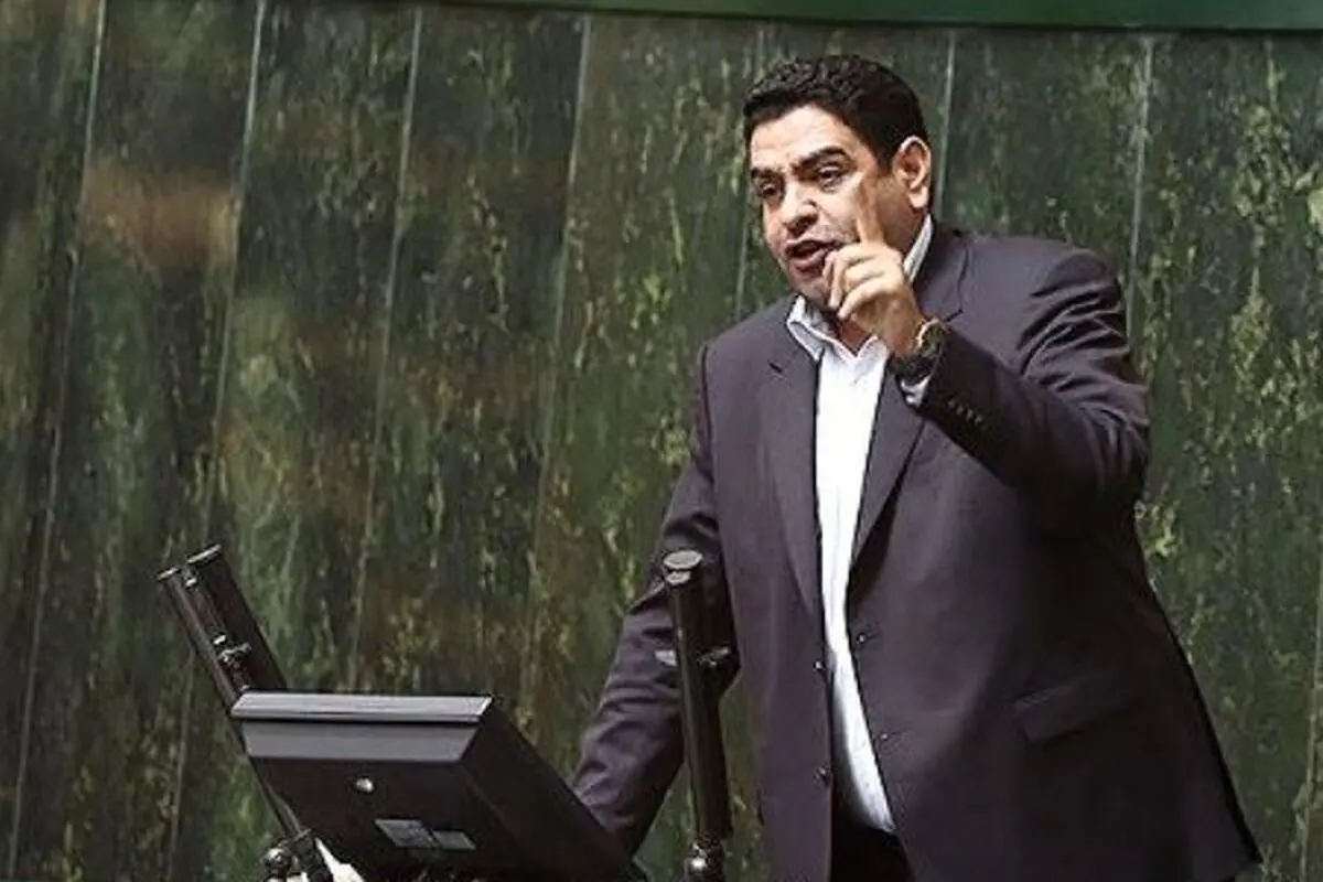 بیگدلی: وقتی می‌شنویم وزیری ۷۰۰ میلیارد تومان دارایی دارد، چگونه رای بدهیم / لاریجانی: وزرا فهرست اموال‌شان را به قوه قضاییه اعلام کرده‌اند