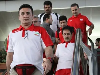 دعوت رسمی فدراسیون کشتی از محمد بنا/حضور بابک در تیم های پایه