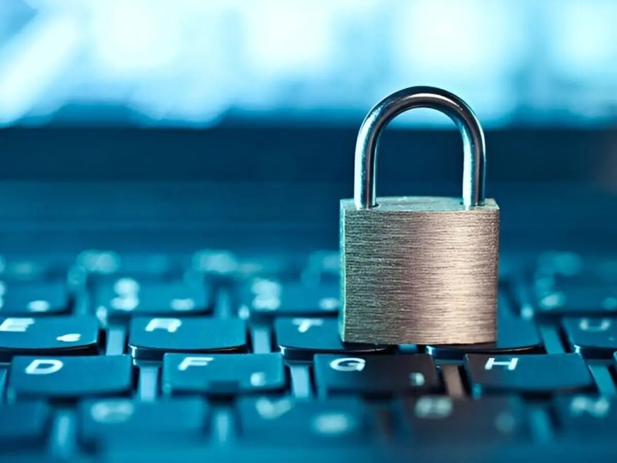 مخالفان و موافقان فیلترینگ را بشناسید + اینفوگرافیک
