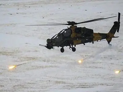 سقوط یک بالگرد در کوه کلیمانجارو ۵ کشته برجای گذاشت