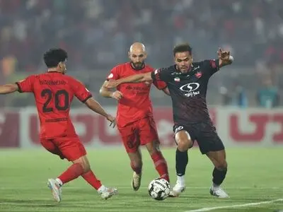 منافی: پرسپولیس نباید این همه موقعیت گل به تراکتور می داد/ انتظارمان از گاریدو خیلی بالاست
