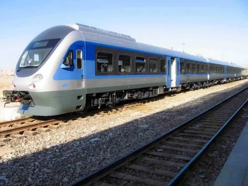 درخواست وزیر کشور برای راه‌اندازی قطار سریع‌السیر تهران ـ مشهد