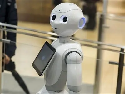 باحثون ایرانیون یصنعون روبوتا لنقل الاشیاء فی المستودعات