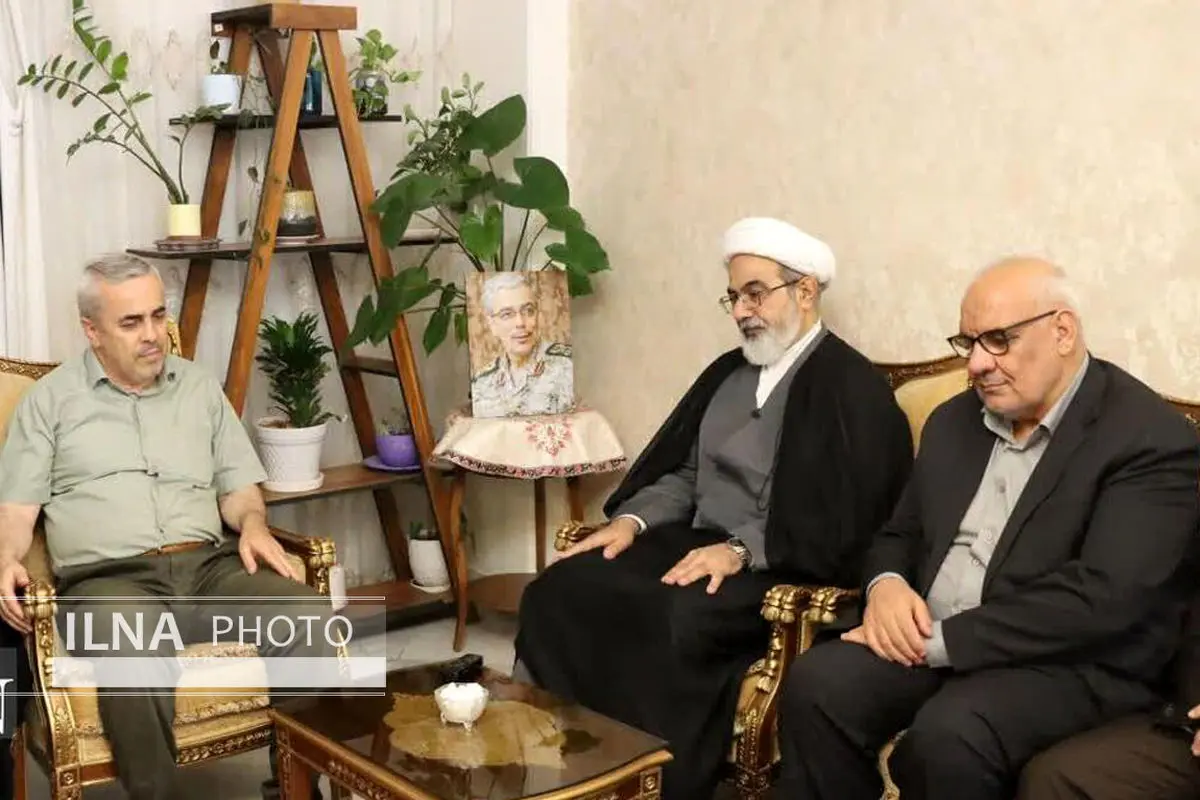 دیدار رئیس سازمان قضایی نیروهای مسلح کل کشور با خانواده سپهبد شهید محمد باقری 