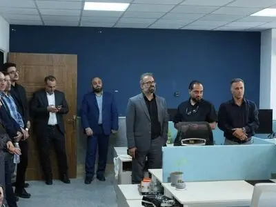 بازدید رئیس سازمان برنامه و بودجه البرز از کارخانه نوآوری / بررسی ظرفیت‌های اقتصاد دانش‌بنیان استان