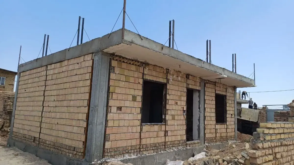 پیشرفت ۶۰ درصدی بازسازی واحدهای آسیب‌دیده روستای تَتَنَک بویین‌زهرا