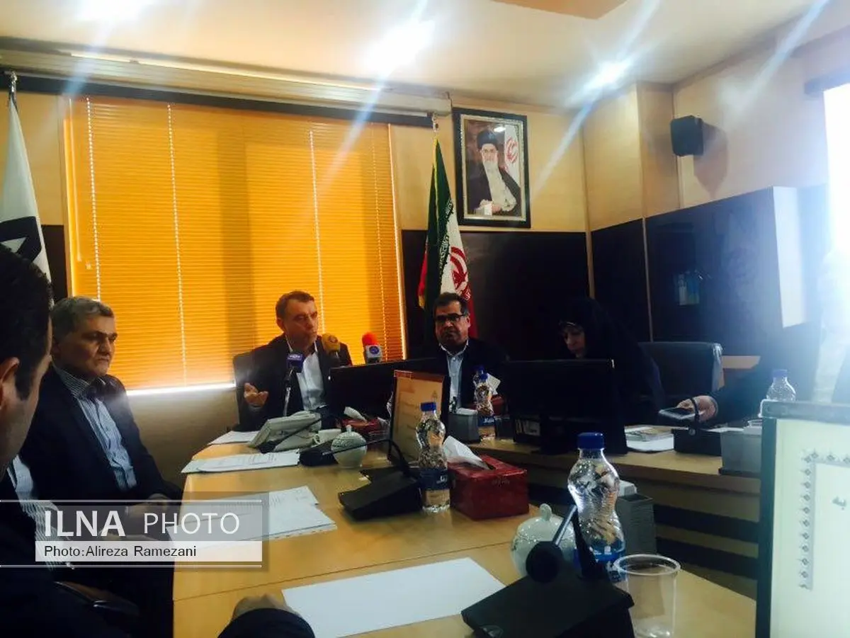 راه برای جا ماندگان سهام عدالت بسته نیست/ آزادسازی سهام عدالت ارتباطی با انتخابات ریاست جمهوری ندارد