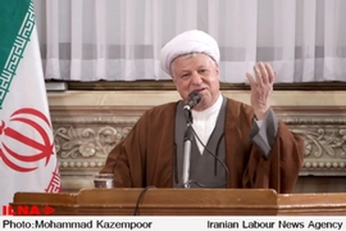 برخی در مجلس کارهای تبلیغاتی علیه دانشگاه آزاد انجام می‌دهند