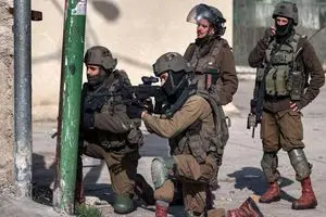 بازداشت دستکم ۱۵ فلسطینی در کرانه باختری از سوی نیروهای صهیونیست