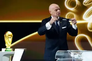 از فیفا به خاطر قیمت بلیت جام جهانی شکایت شد