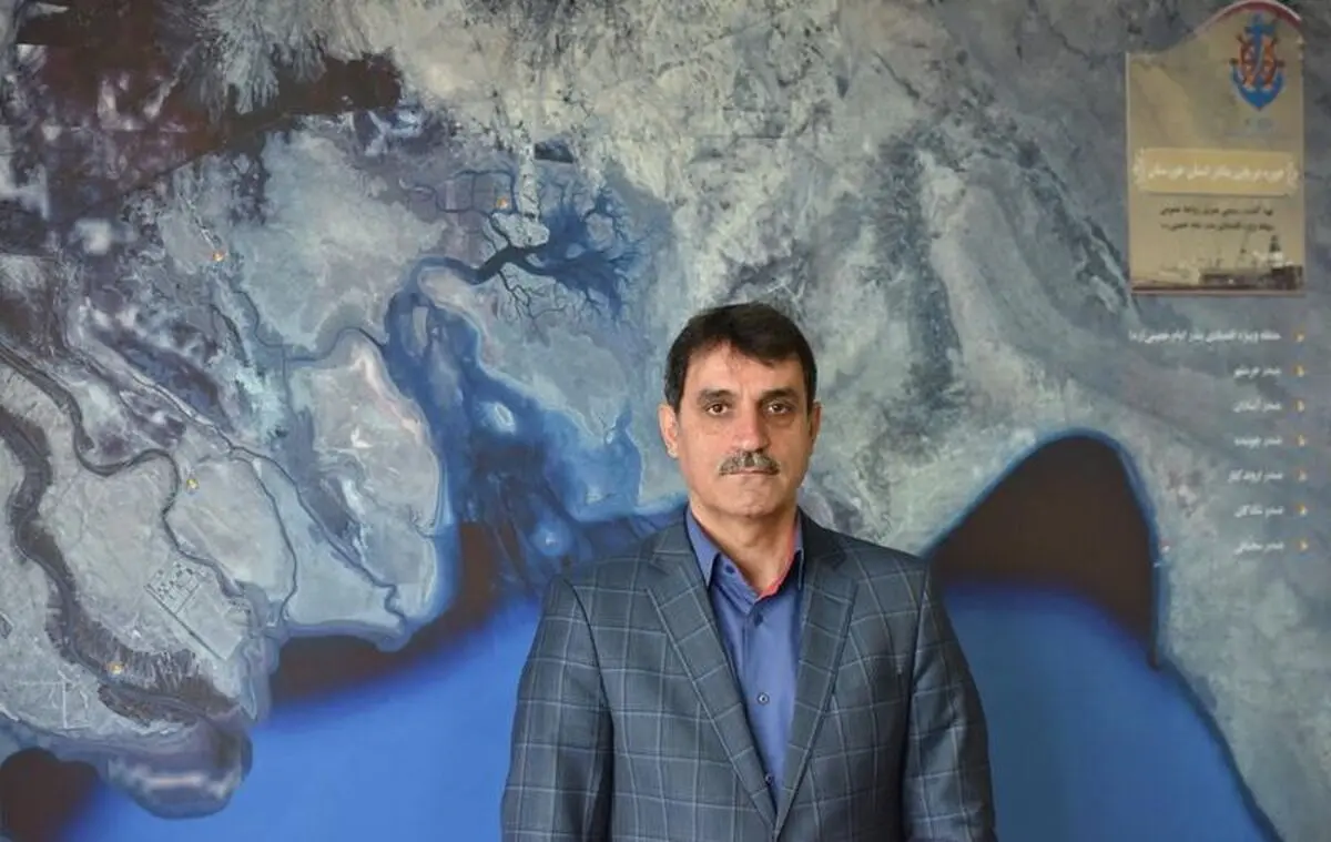 بارگیری نخستین محموله صادراتی گندم در بندر امام خمینی