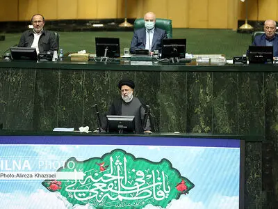 رئیسي: مشروع میزانیة العام القادم یرکز على تحقیق العدالة والتنمیة الاقتصادیة المستدامة