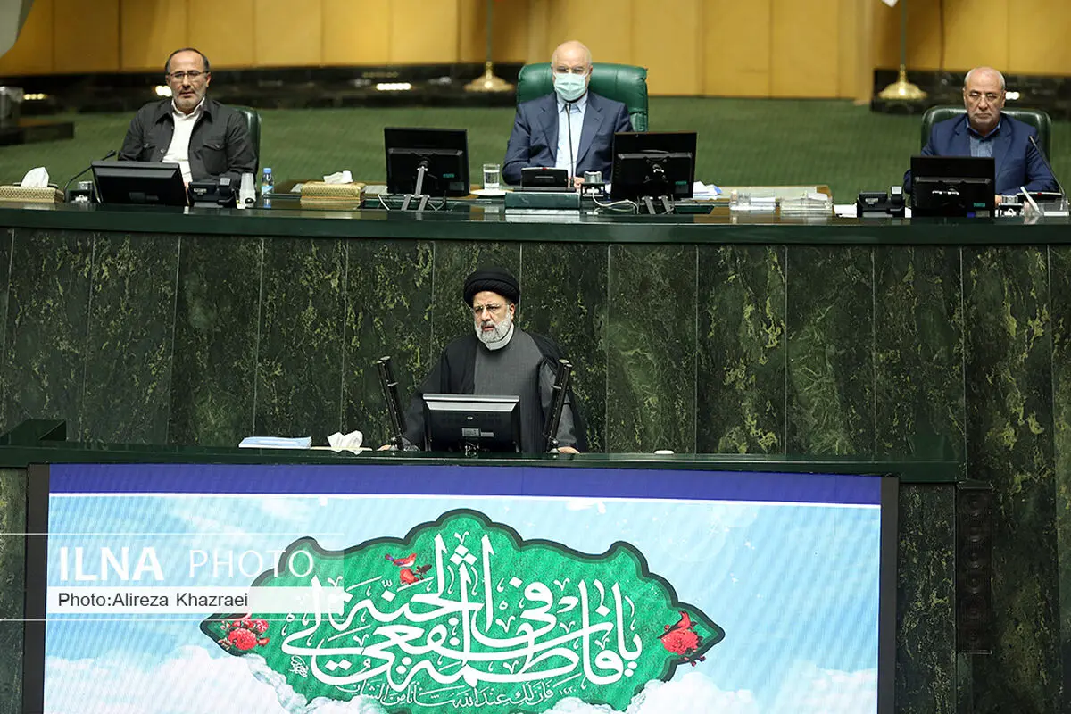 رئیسي: مشروع میزانیة العام القادم یرکز على تحقیق العدالة والتنمیة الاقتصادیة المستدامة