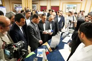 رونمایی از 11 محصول دانش‌بنیان در دانشگاه بین‌المللی امام‌خمینی(ره) قزوین