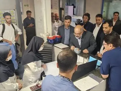انتقاد از وضعیت خدمات رسانی به بیماران/ قول مساعد برای پیگیری تا حصول نتیجه و رفع مشکلات  