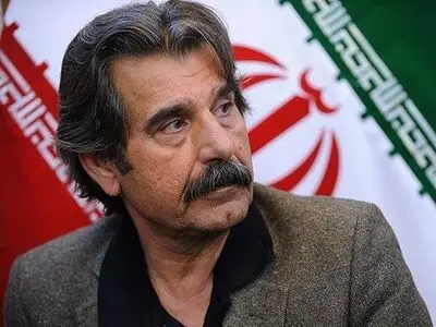 دولت نباید برای سالن‌ها از هنرمند پول بگیرد/ اگر بالیدن تئاتر را نمی‌خواهید به همین رویه ادامه دهید