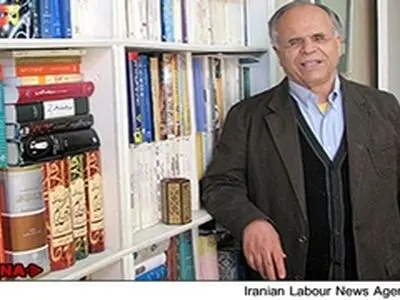 بازگشت جریان احمدی‌نژاد بعید است