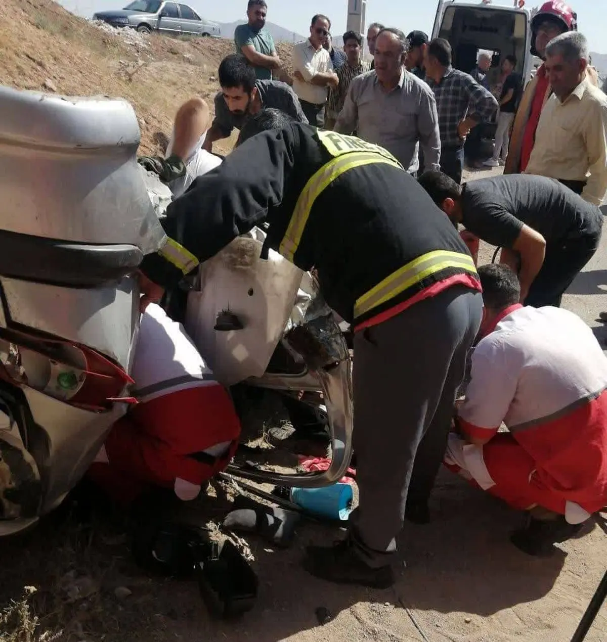واژگونی پژو در آزاد راه زنجان 4 مصدوم برجای گذاشت