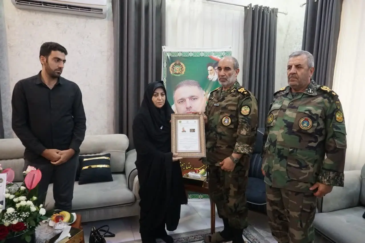 توسط فرمانده نیروی زمینی ارتش انجام شد؛